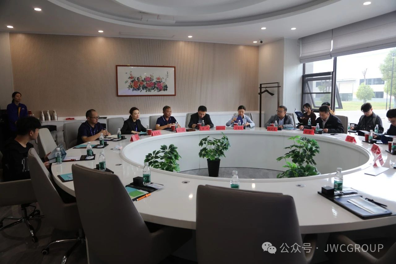 Hand in Hand, Draw the Future Together - Leaders, Teachers, and Students of Huaiyin Institute of Technology Visited and Communicated with Our Company